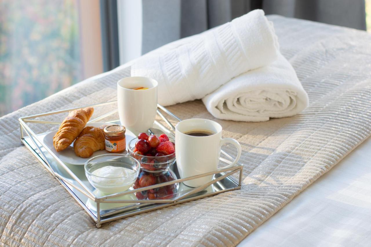 * Panoramic Penthouse With Sea & City Views 본머스 외부 사진